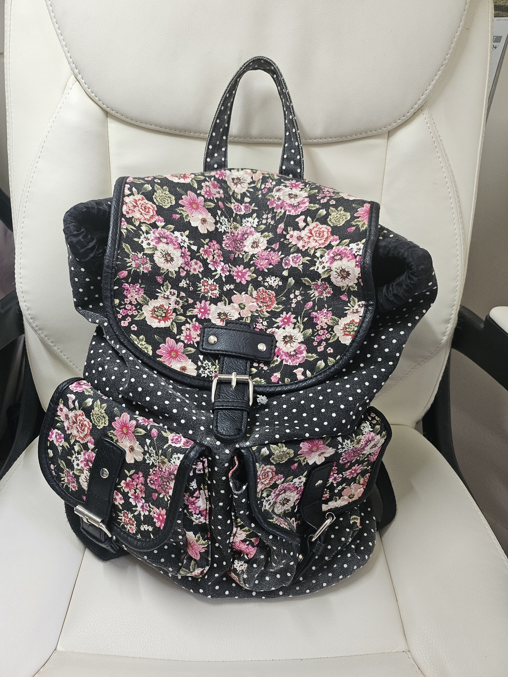 Candie's Black Floral & Pink Accent Backpack